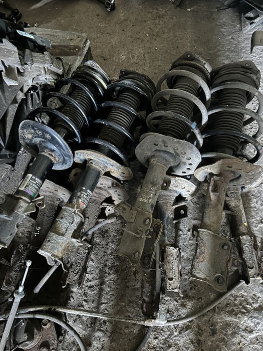 Амортизатори, стійки nissan qashqai j10