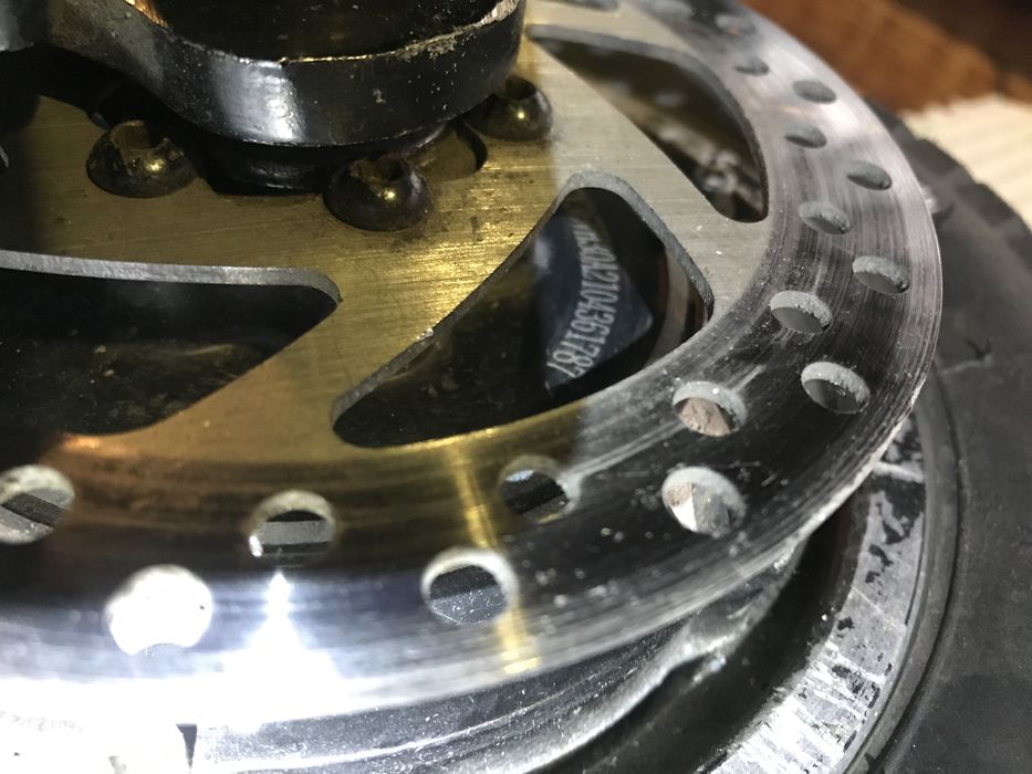 Продам електроскутер. Потребує ремонту