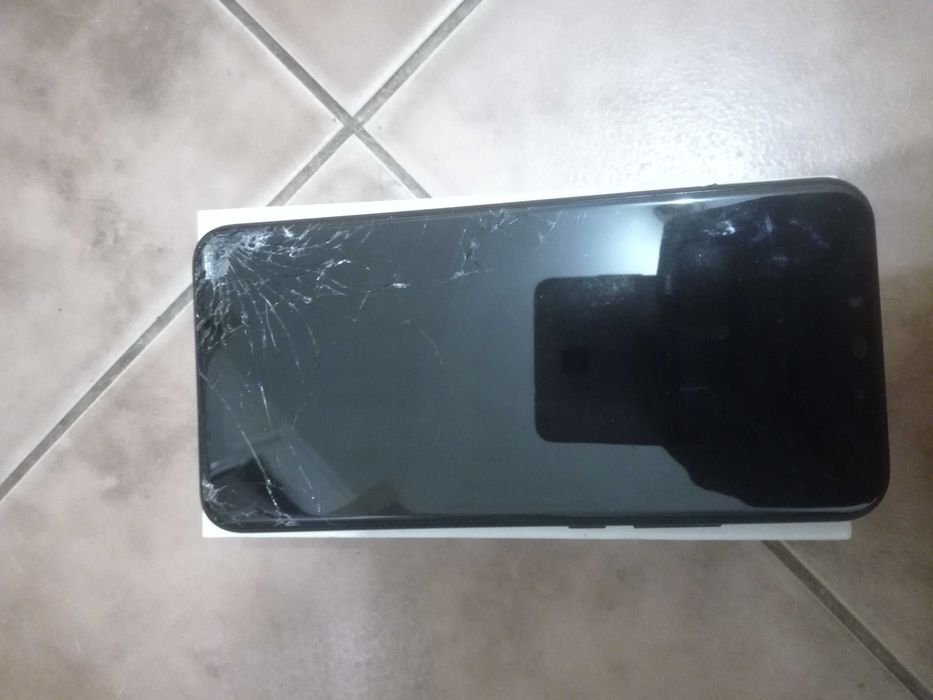 Продаж мобільних телефонів робочих і деякі на запчастини