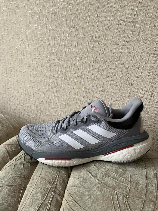 Оригинальные кроссовки Adidas