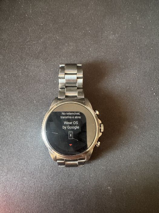 Fossil Gen 6 (Ecrã Rachado)