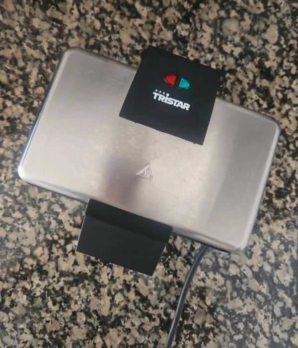Máquina de Waffles TRISTAR