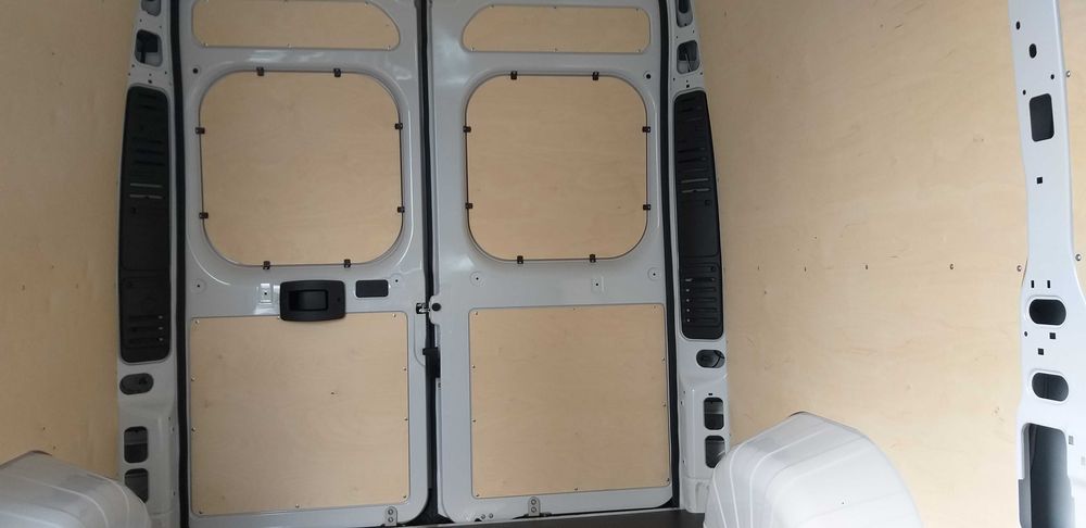 Zabudowa busa, zabudowy busów, ochrona przestrzeni ładunkowej Fiat