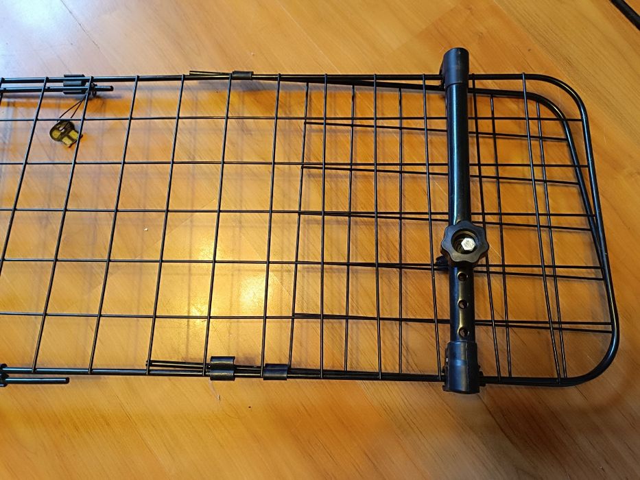 Kratka dla psa do samochodu