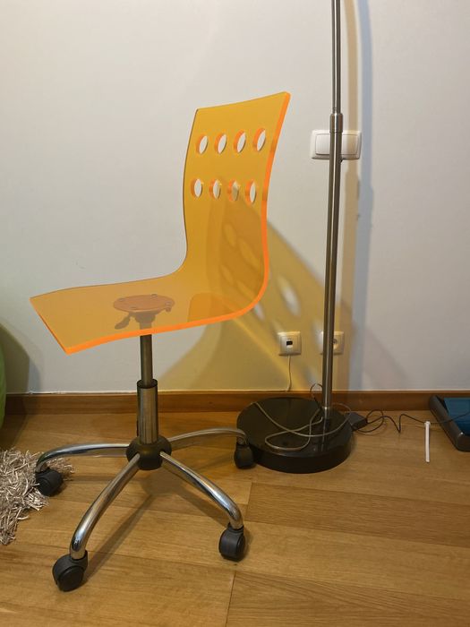 Cadeira escritório laranja