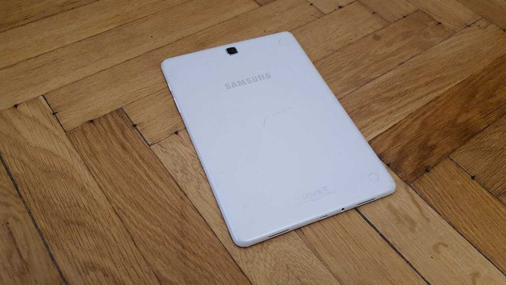 Samsung Tab A T550 16Gb 9.7" Не працює!