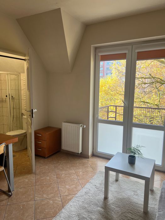 Wynajmę kawalerkę z miejscem postojowym ul.Bieżanowska/Wielicka