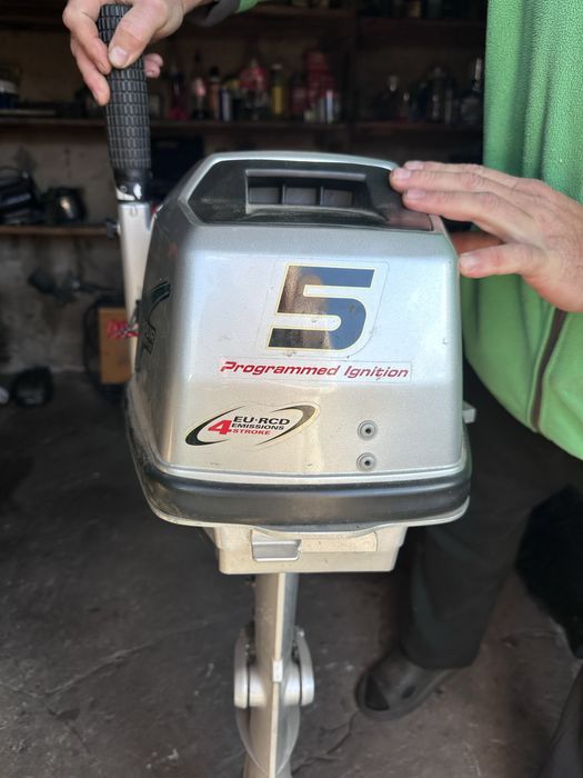 Honda 5 Мотор лодочний хонда