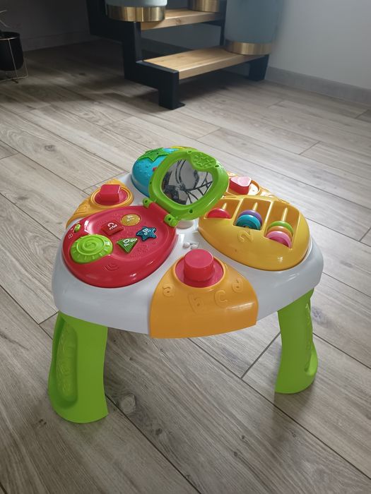 Stolik edukacyjny interaktywny