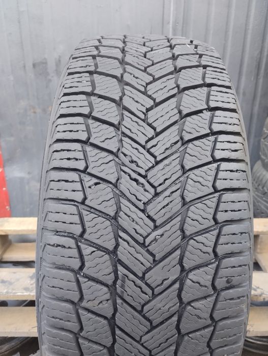 215/55/17 Michelin x ice snow