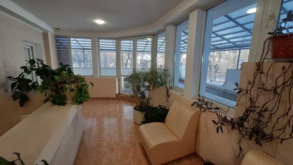 Офис в БЦ с террасой, 70 м2, 2 кабинета, метро Дорогожичи.