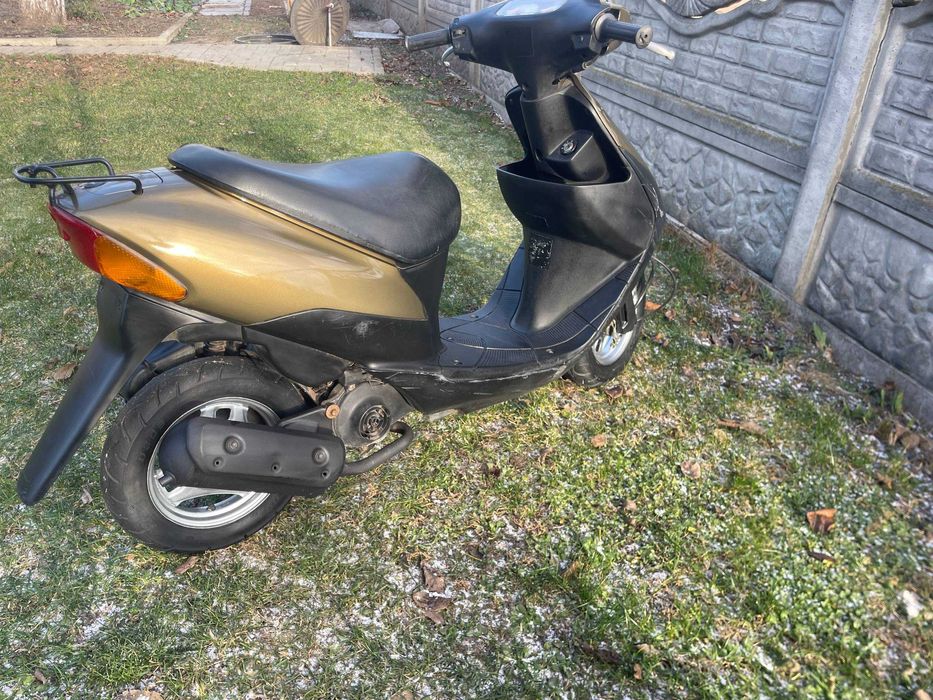 Скутер Suzuki Lets Бабочка