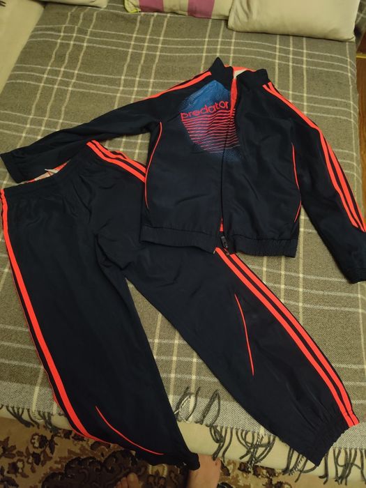 Детский спортивный костюм