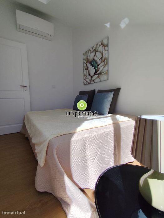 Apartamento T2 Penthouse com Vista Rio em São Vicente – Totalmente