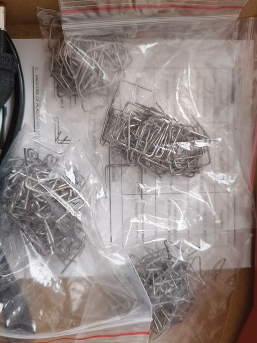 Máquina de soldar plástico + 200 grampos NOVA