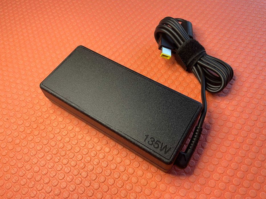 Блок живлення, зарядка Lenovo 20v 6.75a 135w Square Yellow USB + PIN  Оригінал