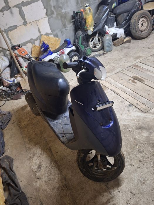 Suzuki let's бабочка