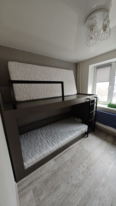 Двухъярусная кровать