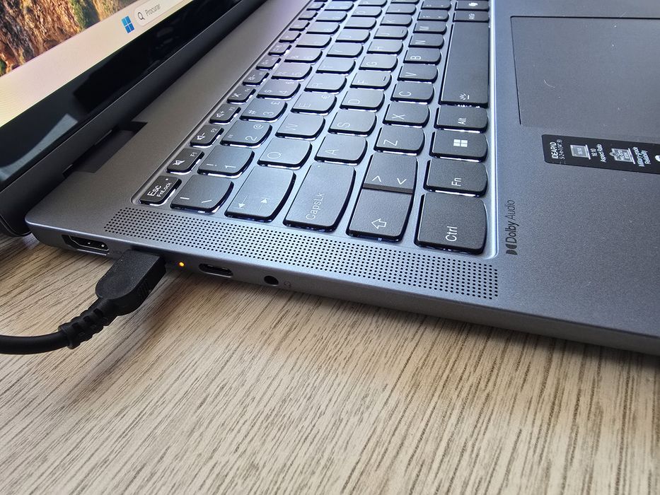 Portátil Lenovo IdeaPad 2in1 1Tb