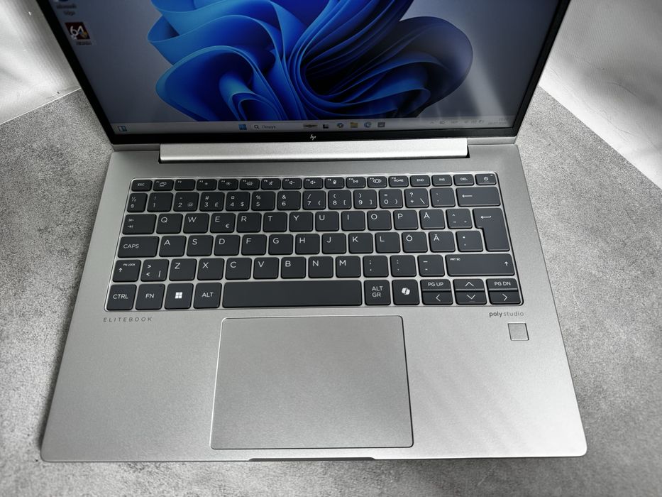 6 ядер/ HP EliteBook 645 G11 / Ryzen 5 7535U /2024 рік/ 16GB / 256GB SSD / 14" Full HD IPS