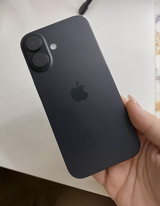 Iphone 16 128GB czarny