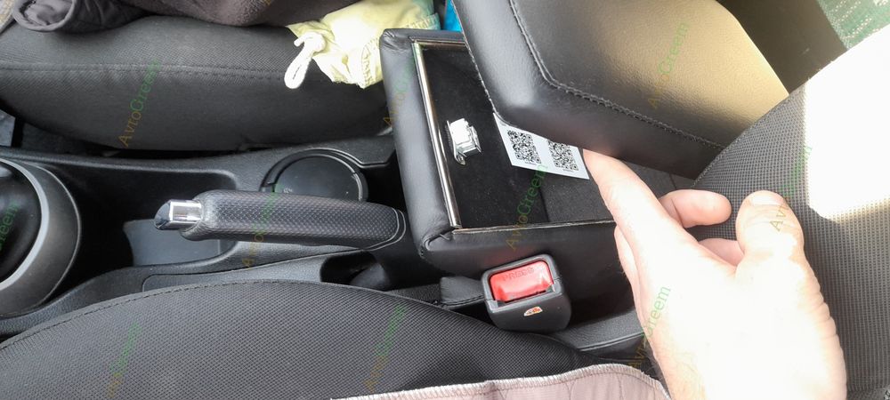 Підлокітник для Hyundai Accent 13 / Хюндай АКЦЕНТ