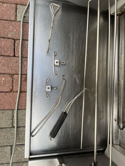 Gril rożen do kurczaka kromet elektryczny