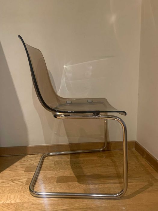 Cadeiras de design moderno e elegante IKEA (conjunto de 4)