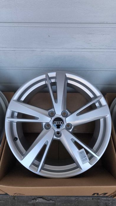 Felgi aluminiowe Audi A3 S3 RS3 Vw Skoda Cupra 5x112 (OL764F)