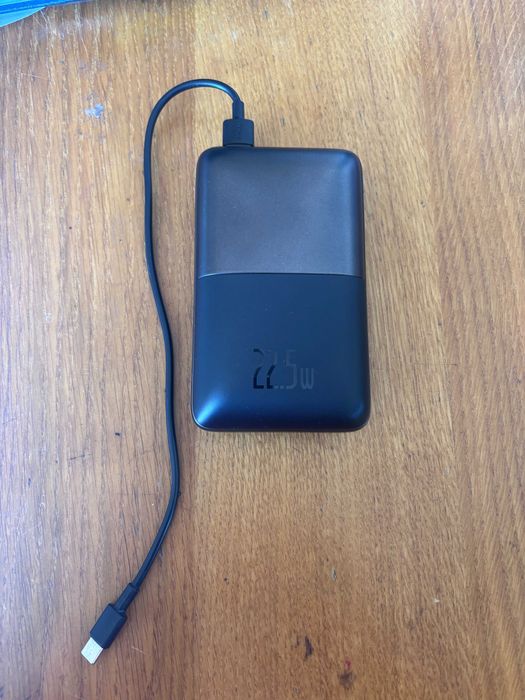 Powerbank Basesus Bipow Pro 10000 mAh, 2xUSB USB-C, 22.5W czarny, stan idealny, 2 x użyty