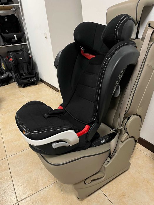Автокрісло BeSafe iZi Flex Fix i-Size Група 2/3 (15-36 кг) автокресло 15 36 бустер