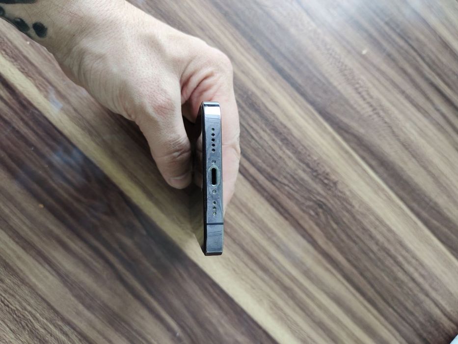 Айфон 14про на 128 , 100%заряда