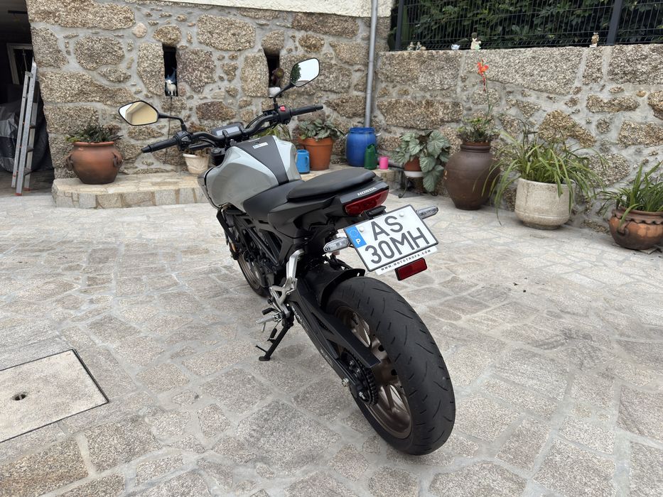 Honda CB125r 2022