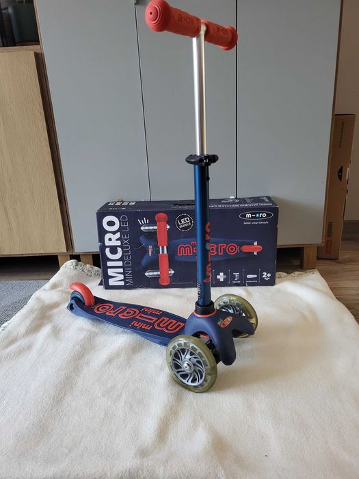 Hulajnoga Micro Mini Deluxe LED jak nowa