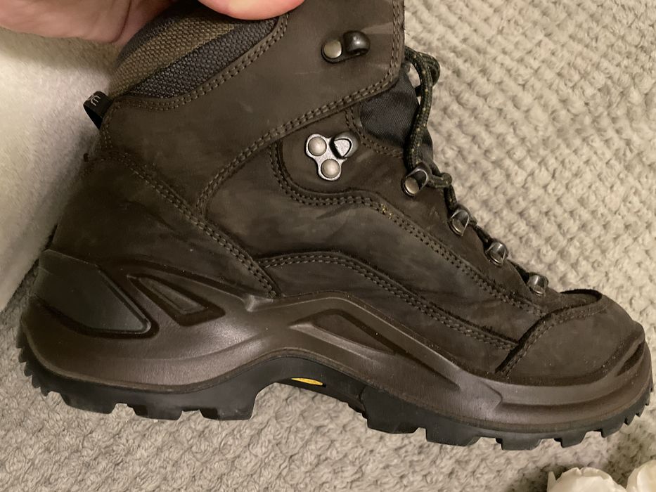 Черевики Lowa, Gore tex, розмір 39-40