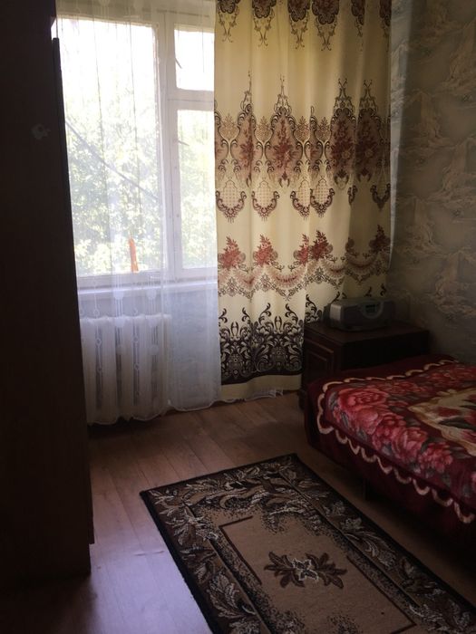 Сдам комнату с лоджией