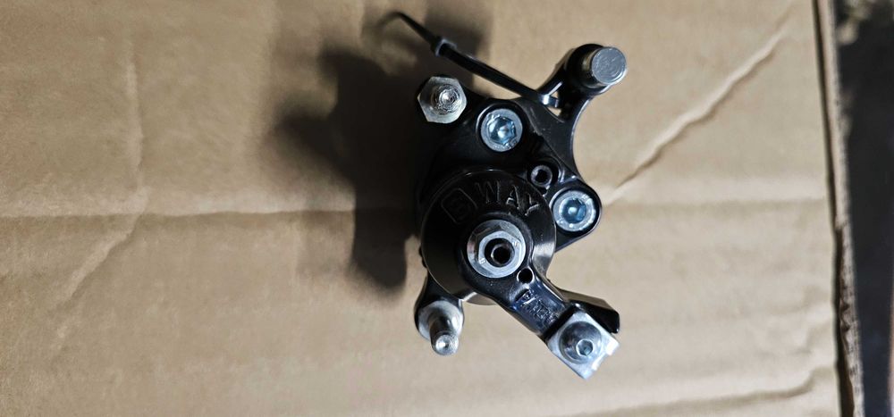 Zacisk hamulcowy mechaniczny