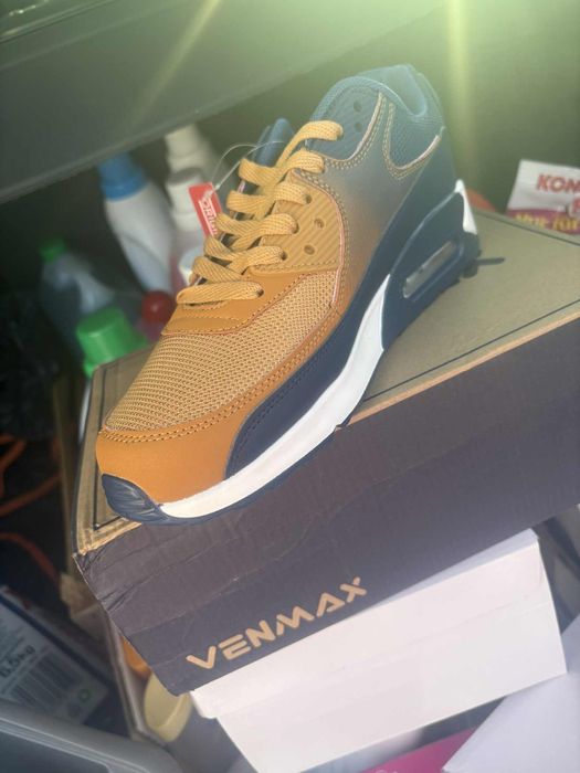 Sprzedam Adidasy męskie