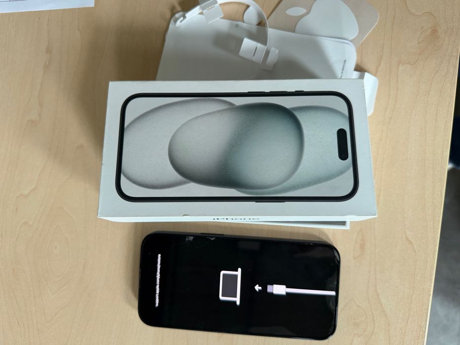 Iphone 15 Polska dystrybucja SUPER STAN