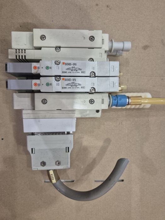 Wyspa Zaworowa SMC SV2000 | 2x SV2400-5FU + Płyta | Stan Idealny