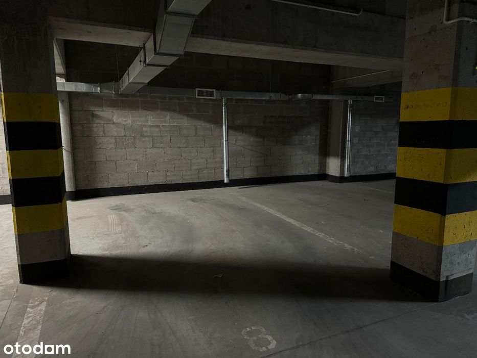 Miejsce postojowe w hali garażowej
