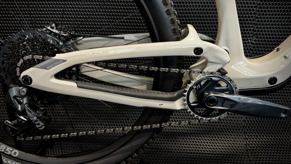 Велосипед Новий BOLD Bike Linkin 135 Ultimate white L