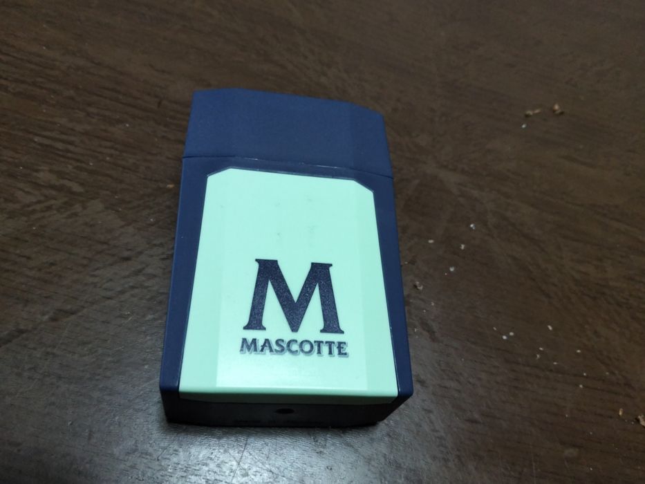 Футляр пор\тси\гар