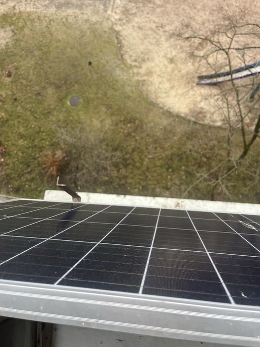 Сонячні панелі в квартиру  2шт 115w i 100w ,майже не користувались