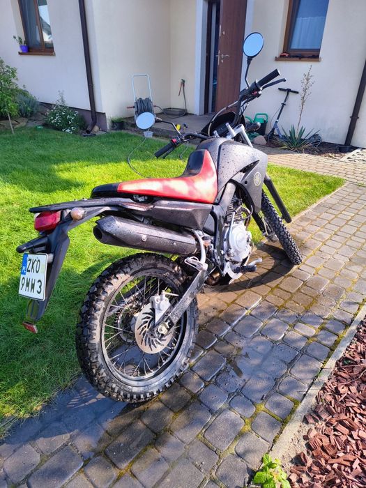 Yamaha enduro  xt125r