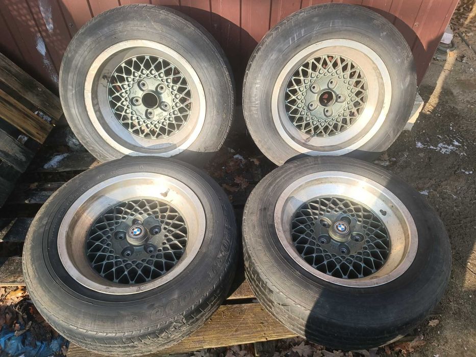 Rial Mesh 16' 8j 9j BMW 5x120 E28 E23 E32 E31 Cultstyle  1984 rok