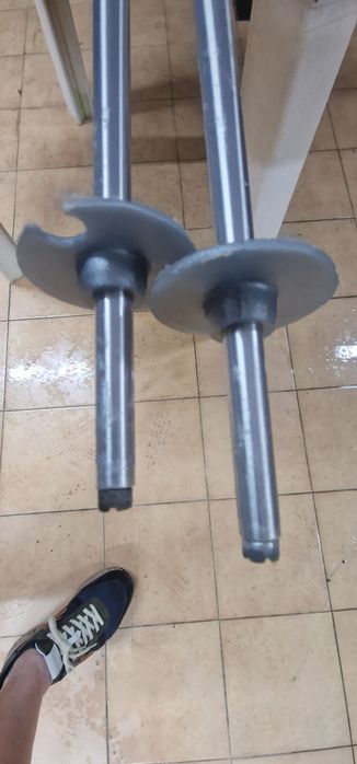 Skis ROSSIGNOL, bastoes e saco
