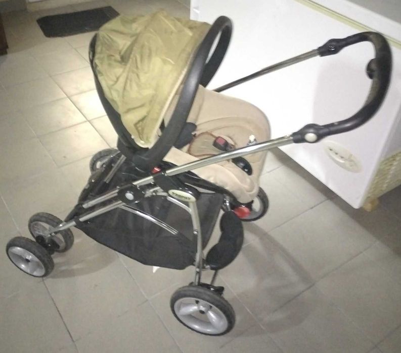 Carrinho de bebe - Bebe Confort Trophy + Cadeira + Ovo