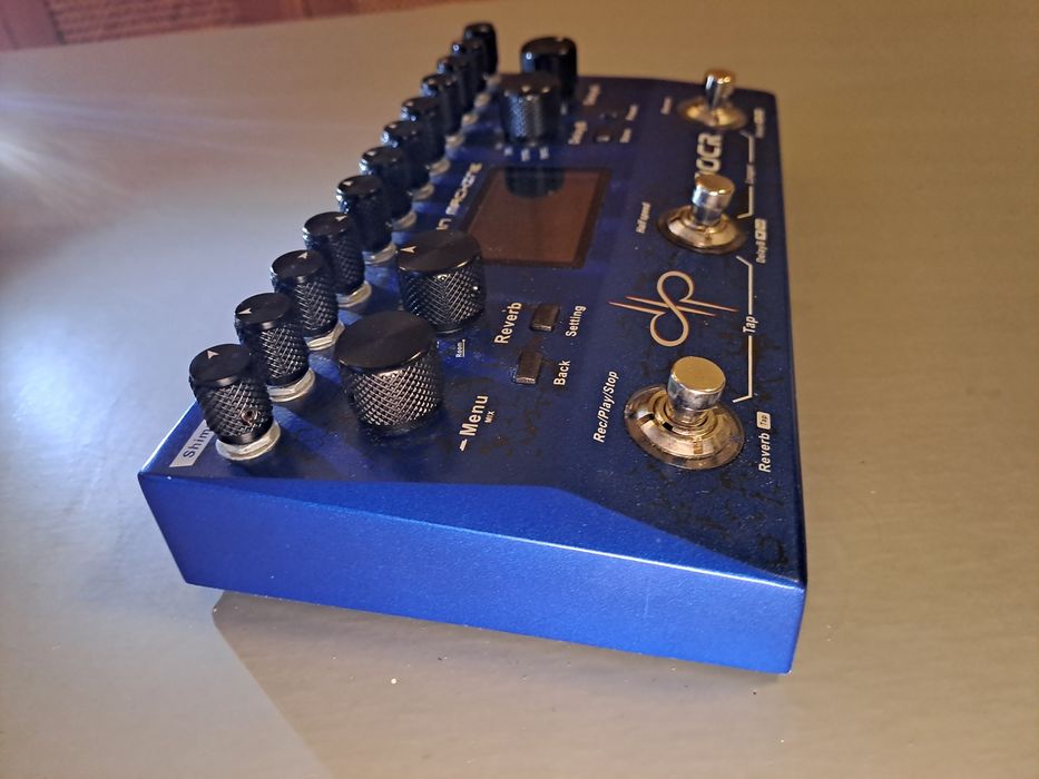 Mooer Ocean Machine (Delay Reverb Looper)