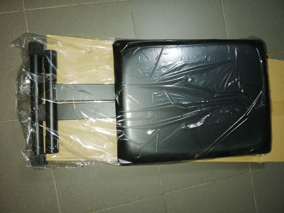 Banco de piano ou teclado ajustável